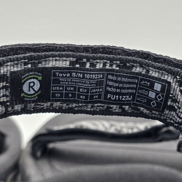 Teva Hurricane XLT2 Men's Hiking Velcro Strap Sandals, Like-new, Magma Black, 10 - Picture 8 of 13